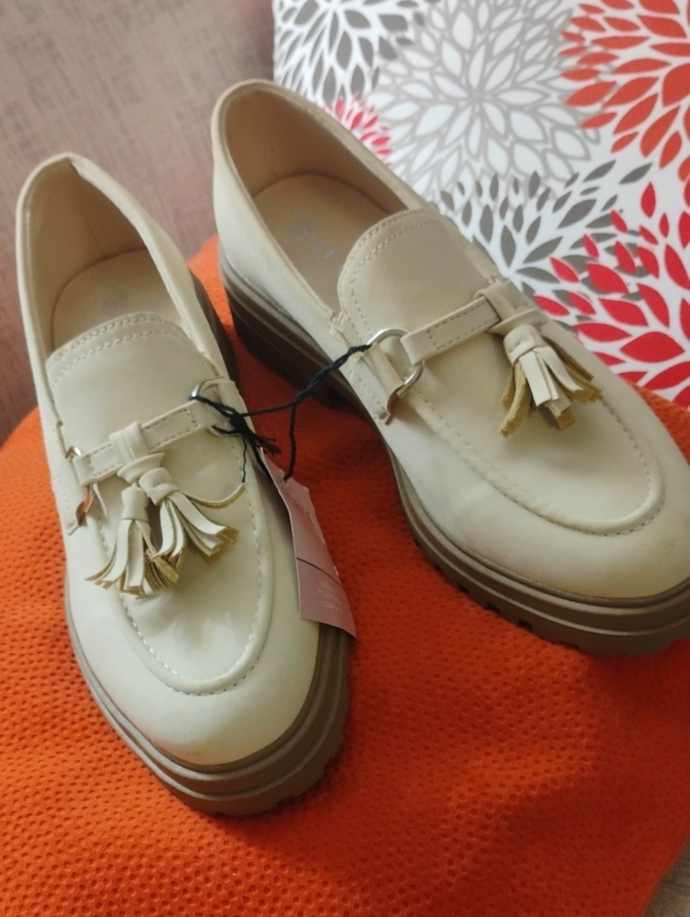 Serra Off White/Creme Platform Tassel Loafers